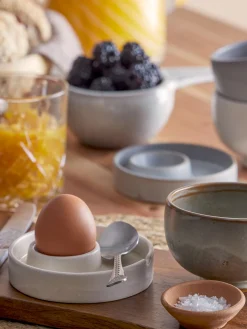 Lila Eggeglass Sett Med 2 Stk.